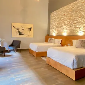 https://plaza-d-armas.hotels-in-queretaro.com